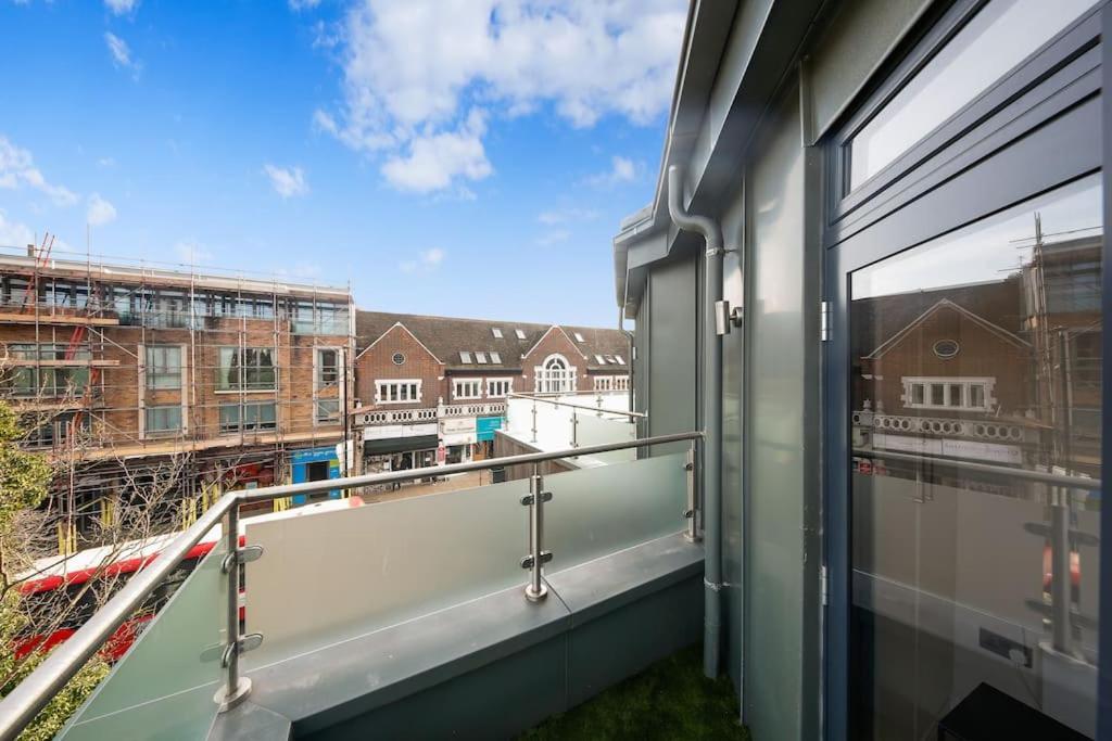 3Bed Penthouse 10Min To Wimbledon Tennis Courts London Exterior photo