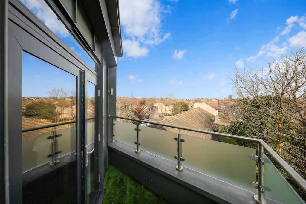 3Bed Penthouse 10Min To Wimbledon Tennis Courts London Exterior photo